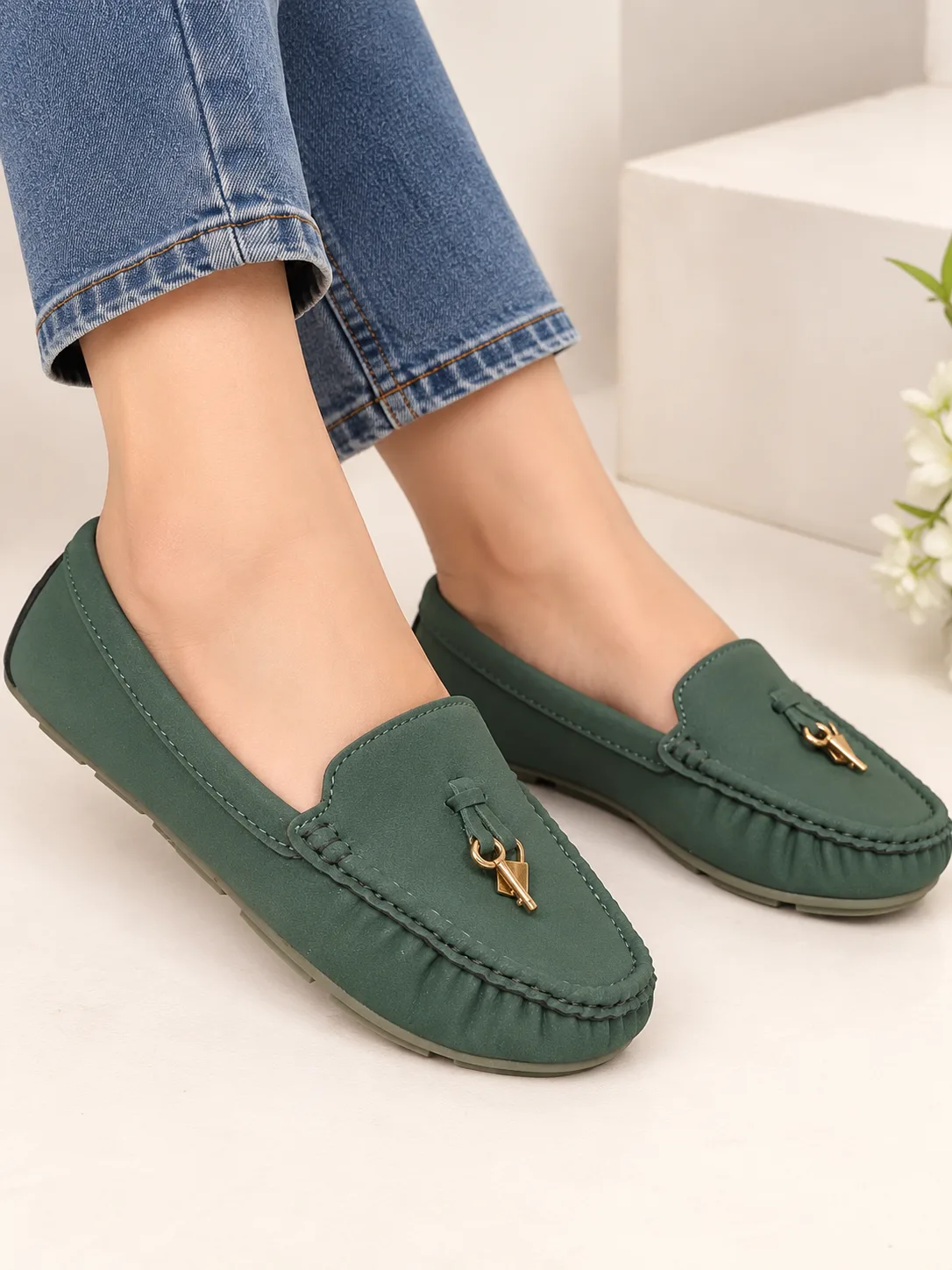 GREEN GOLD CHARM MOCCASIN LOAFERS