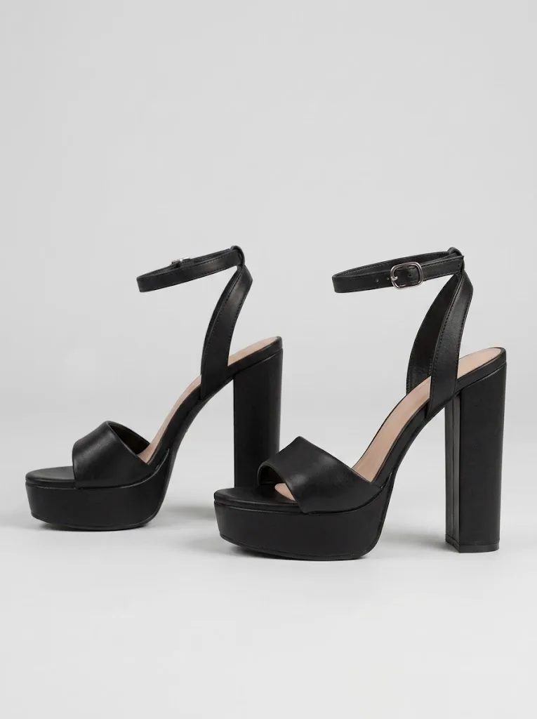 BLACK PLATFORM BLOCK HEEL SANDALS — photo 1