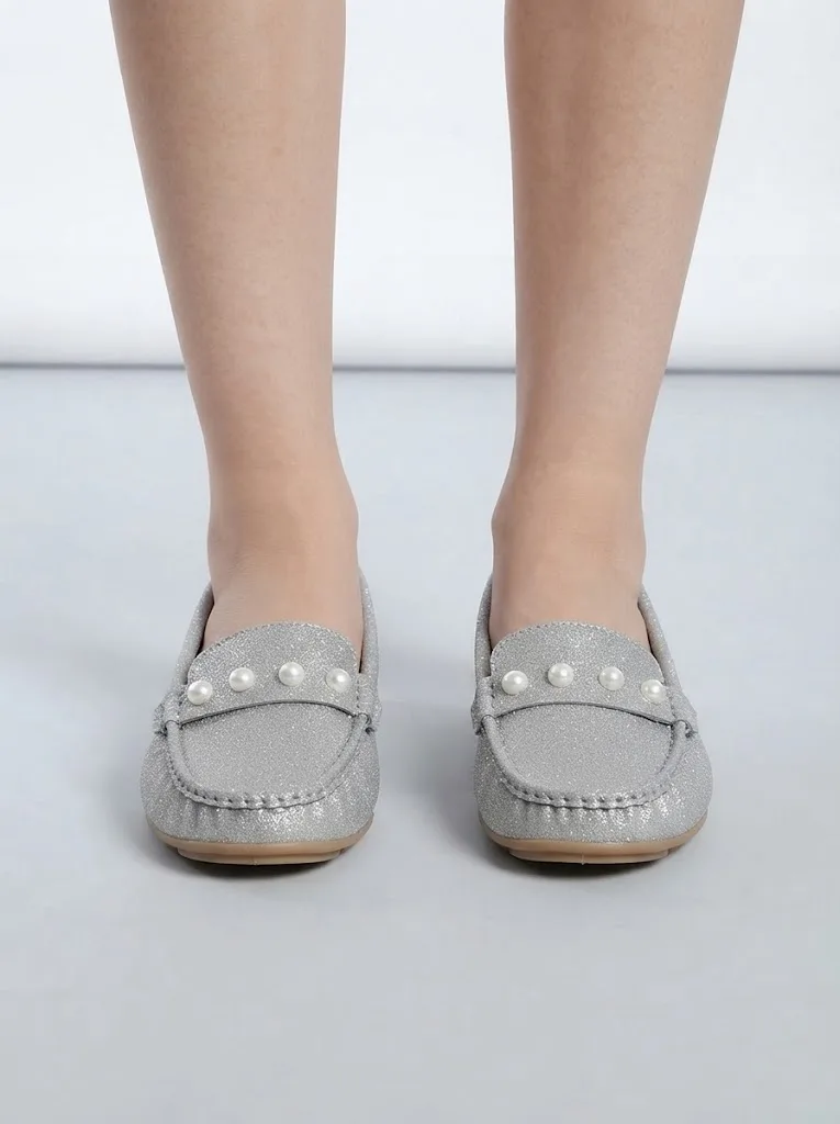 SILVER GLITTER PEARL LOAFERS F28